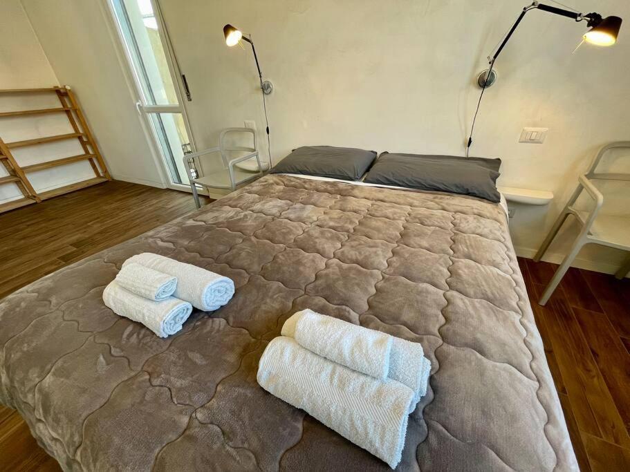 Bocconi And Navigli Apartment ميلان المظهر الخارجي الصورة
